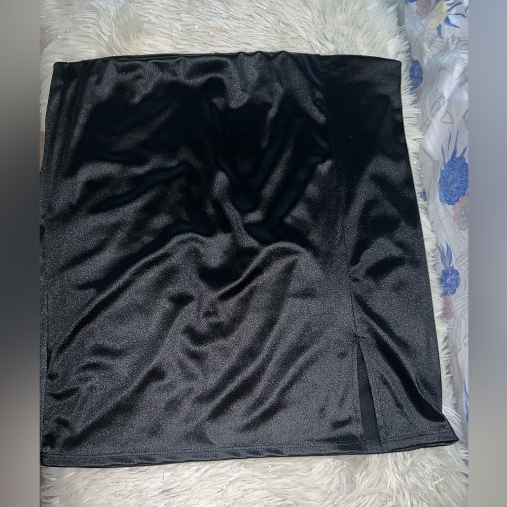 Black skirt